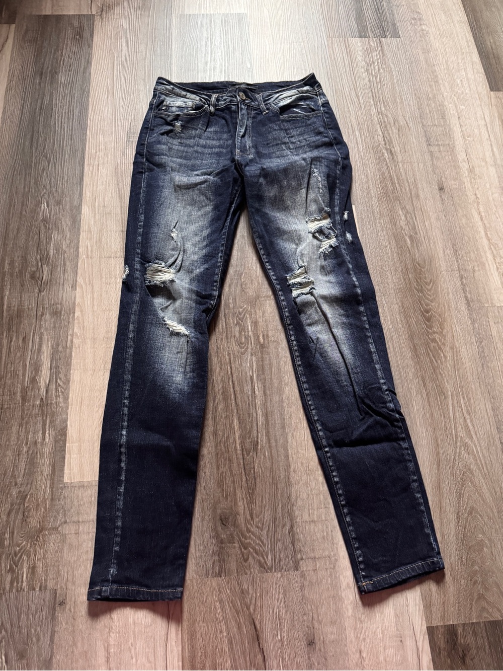 KanCan Women's Dark Wash Ripped Skinny Jeans
